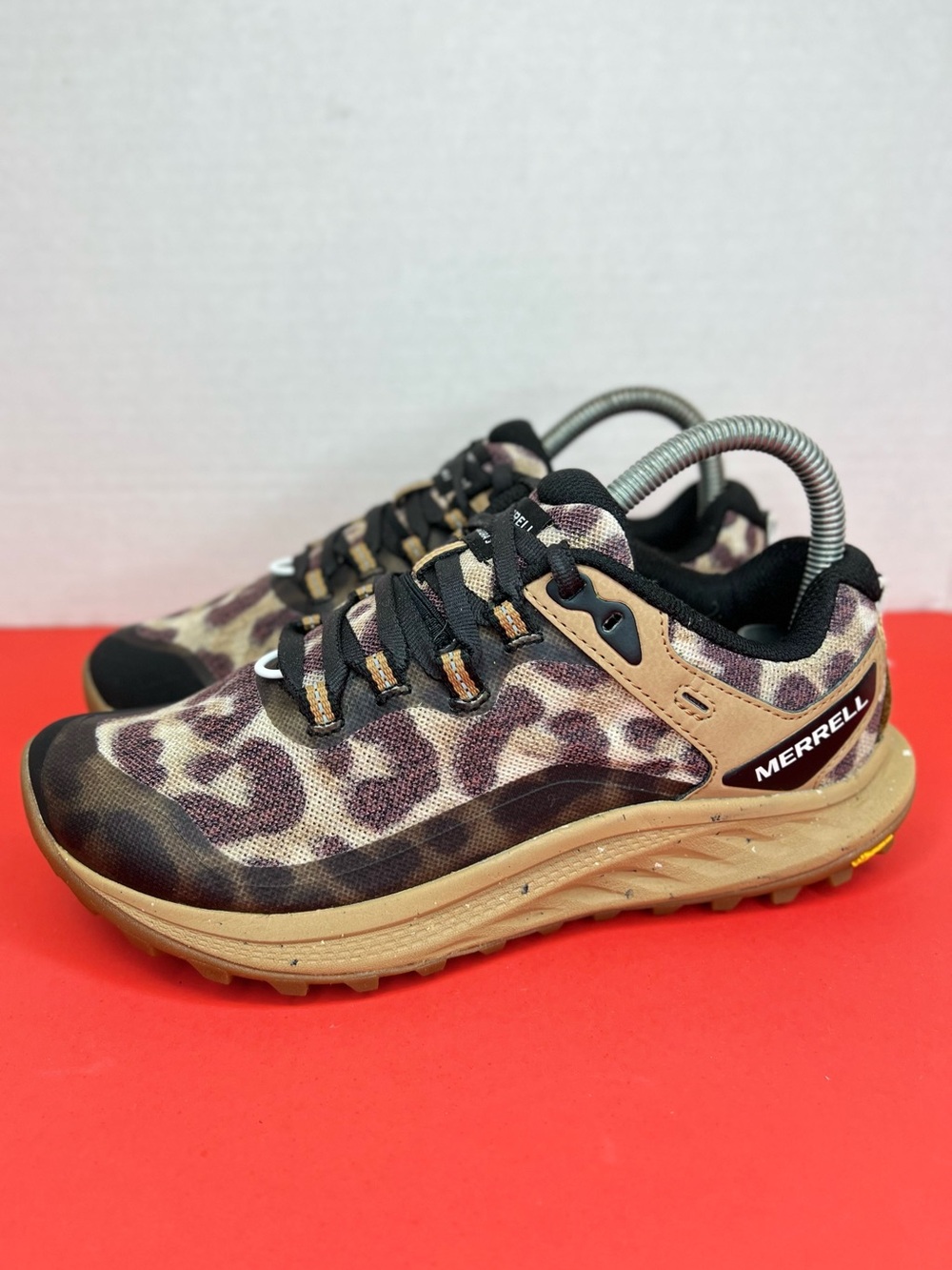 Merrell Antora 3 Womens Trail Hiking Vibram  Low Top J067552 Sz 6 Sephia Leopard